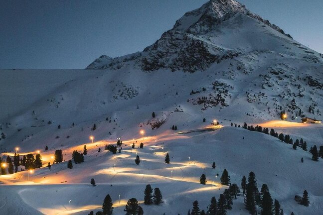 002-WhatsApp-Image-12-at-11